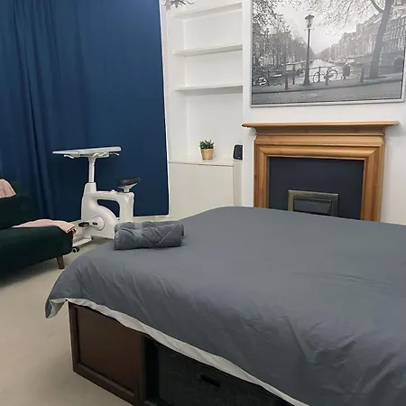 Cricklewood Boutique Stay London Room photo