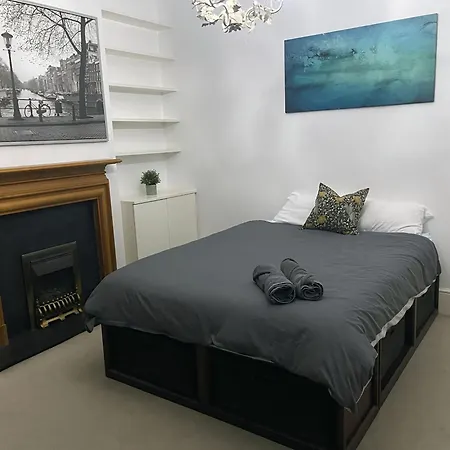 Cricklewood Boutique Stay London Room photo